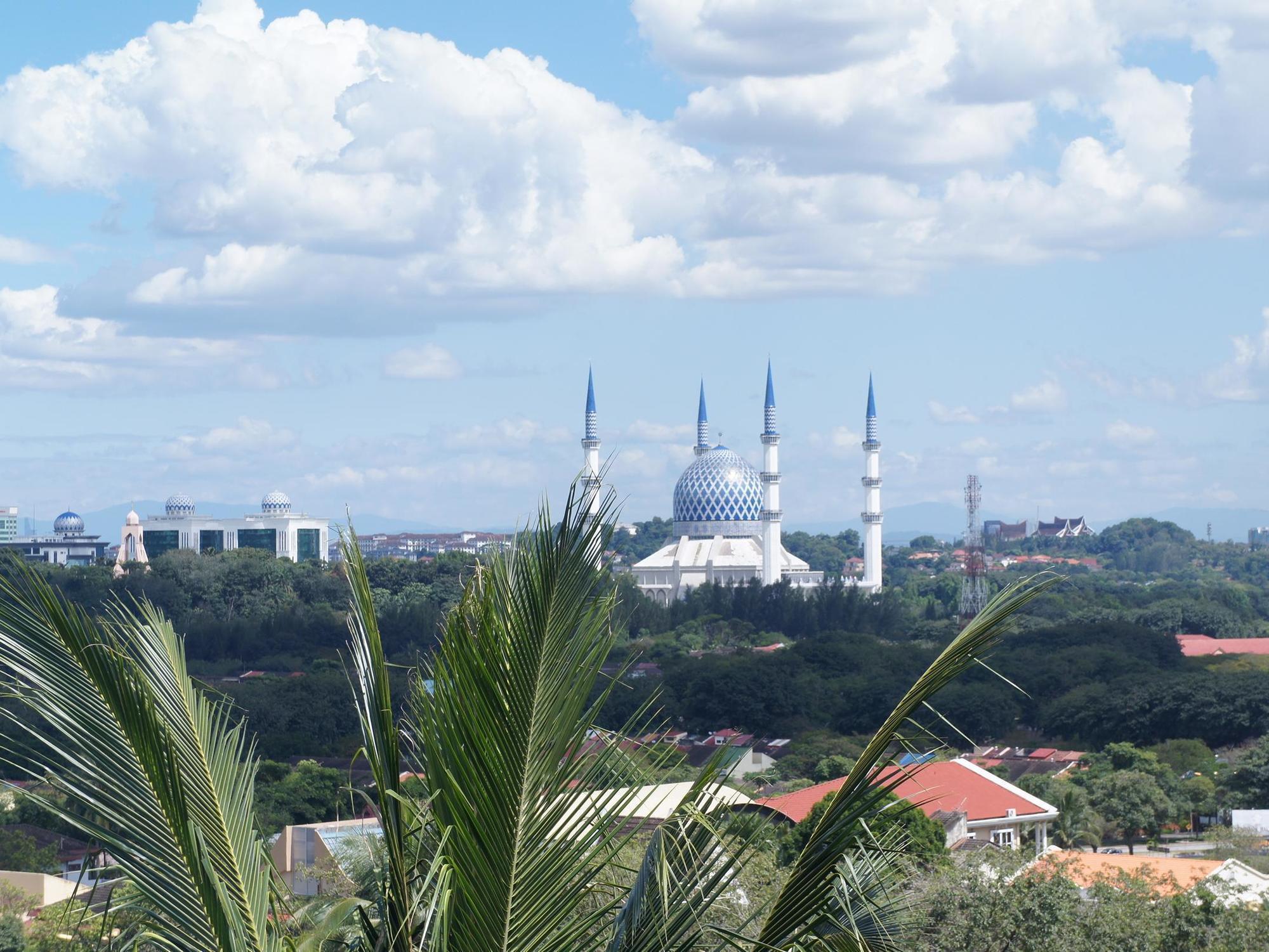 Intekma Resort & Convention Centre Shah Alam Exterior photo